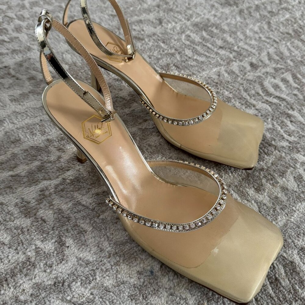 NALEBE BY AMINA MEANS